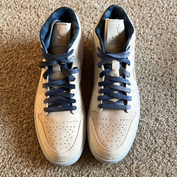 Jordan 1 Mid SE Sanddrift - Picture 7 of 8